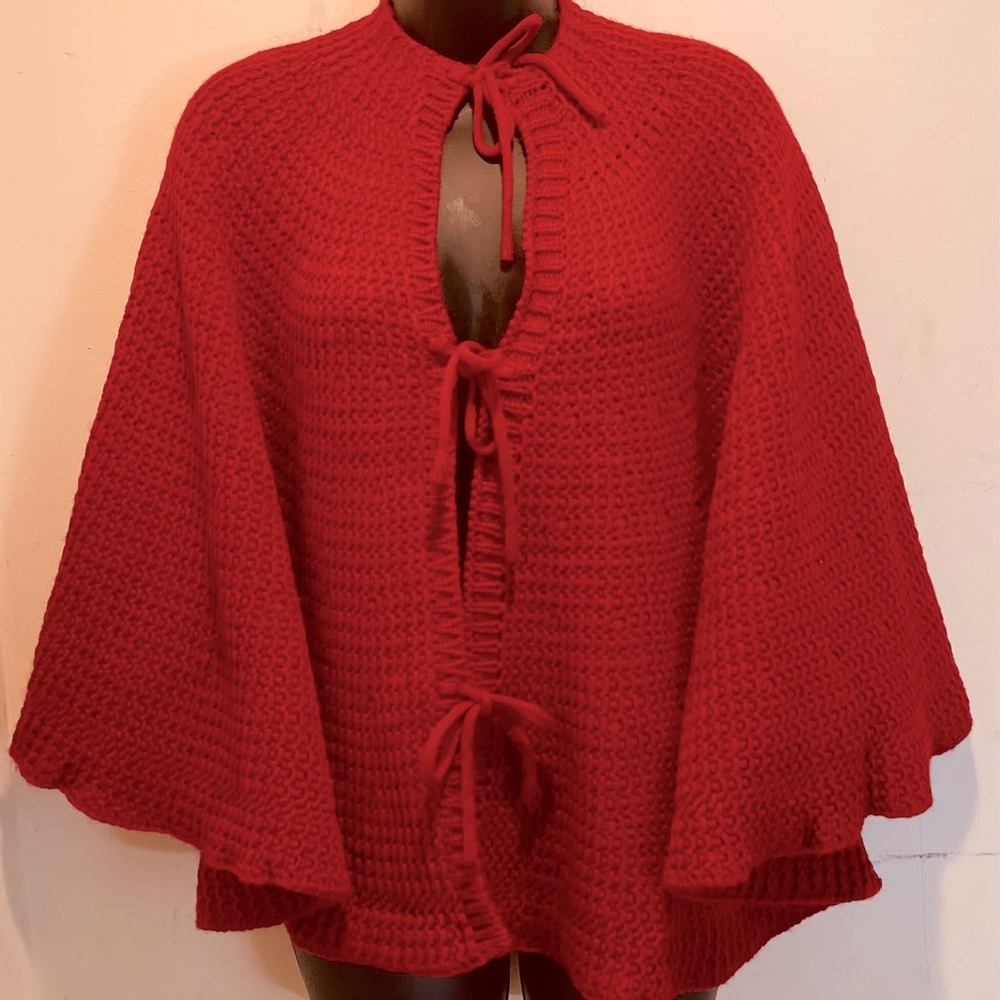 Knit Women’s poncho